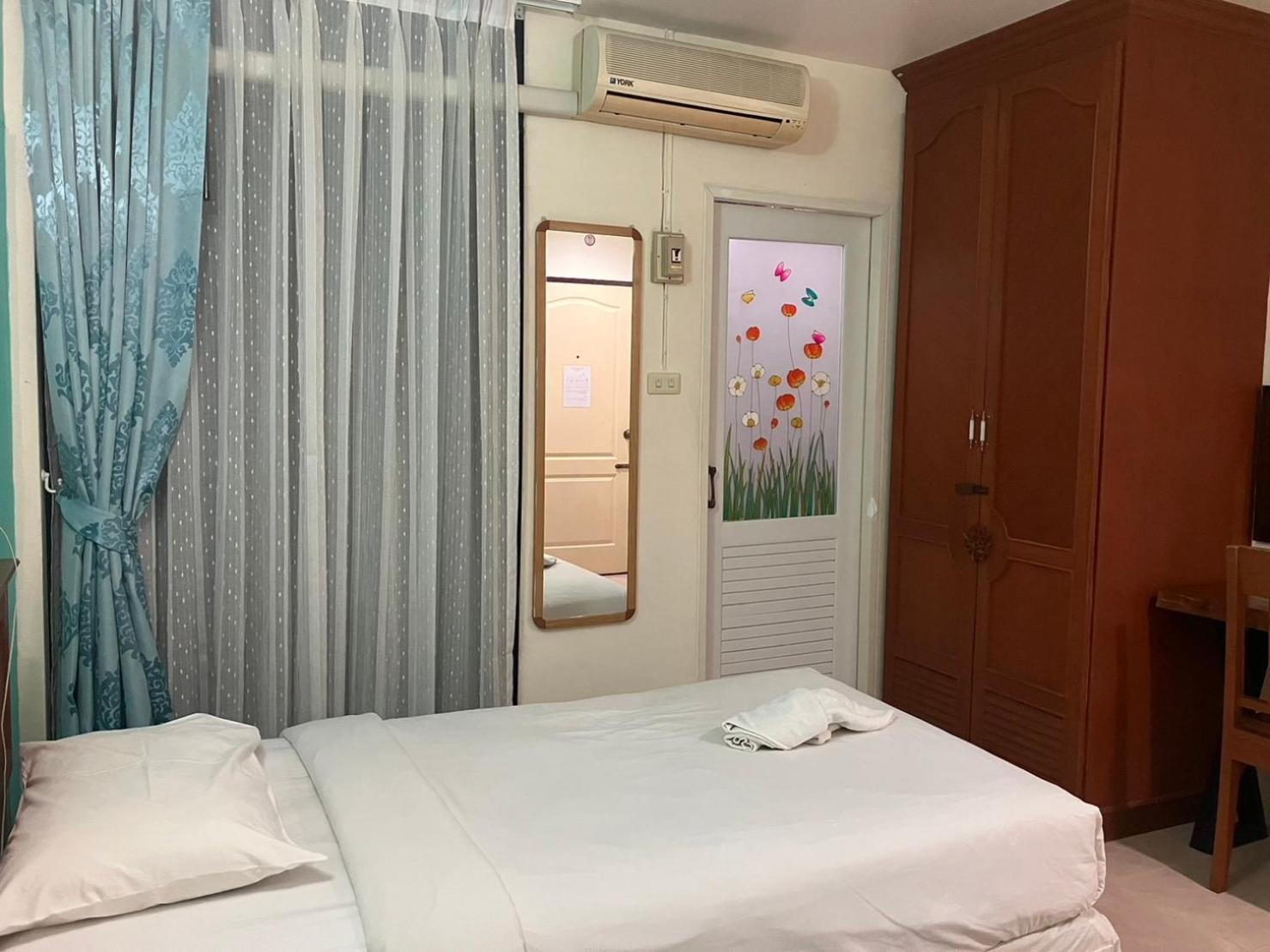 Md House Hotel Chiang Mai Luaran gambar
