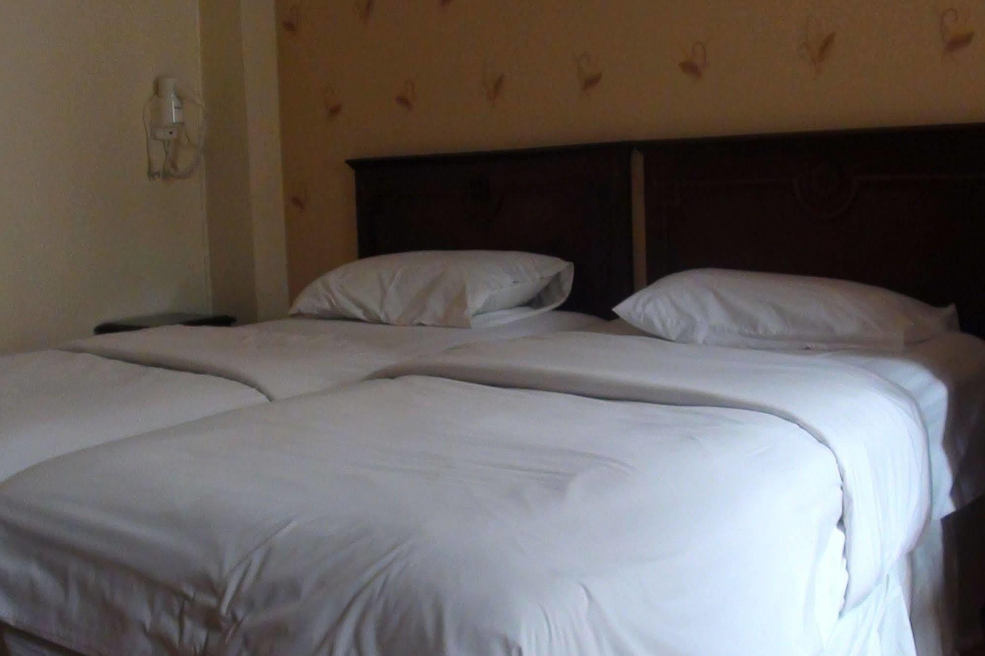 Md House Hotel Chiang Mai Luaran gambar