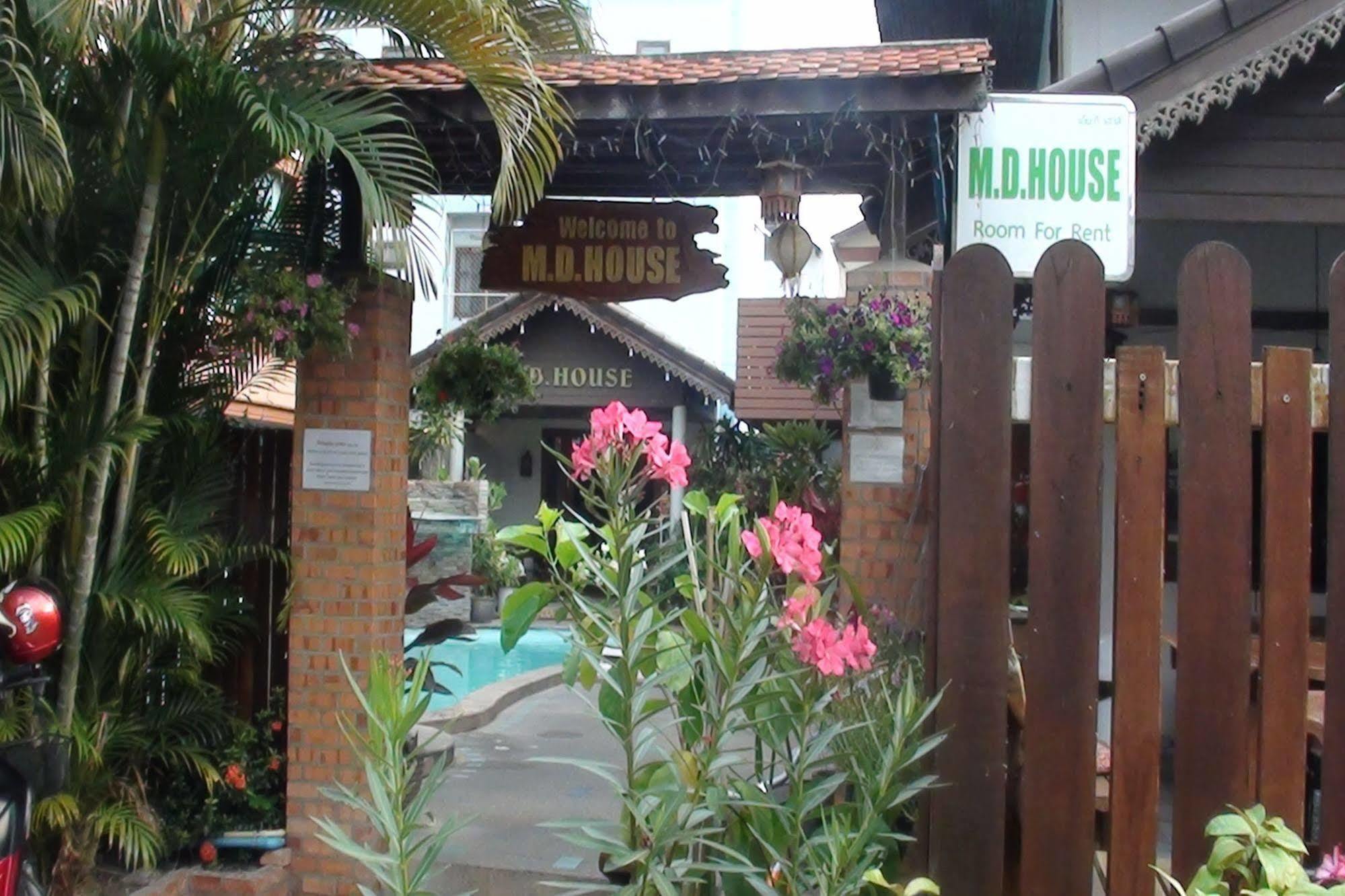 Md House Hotel Chiang Mai Luaran gambar